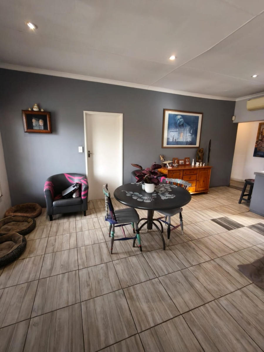 6 Bedroom Property for Sale in Dan Pienaar Free State